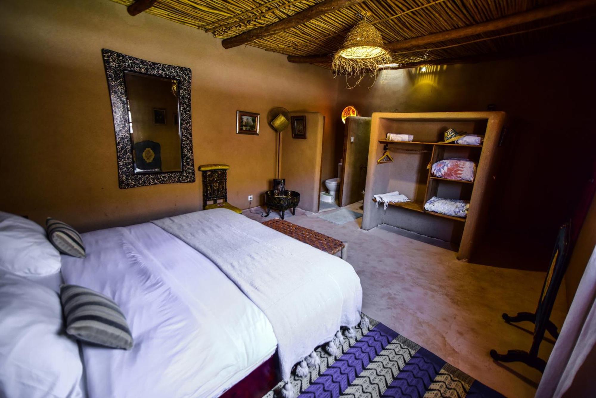 Dar Tawarta Guest House 다클라 외부 사진